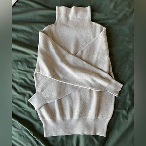 Wilfred Montpellier Sweater